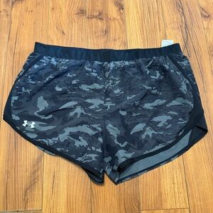 Under Armour Athletic Shorts size XL